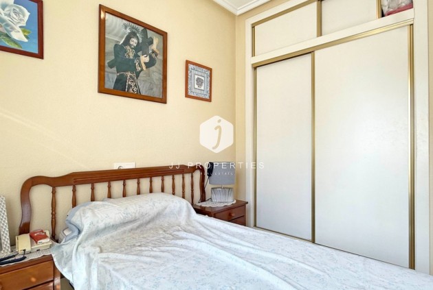 D'occasion - Chalet -
Torrevieja - Costa Blanca