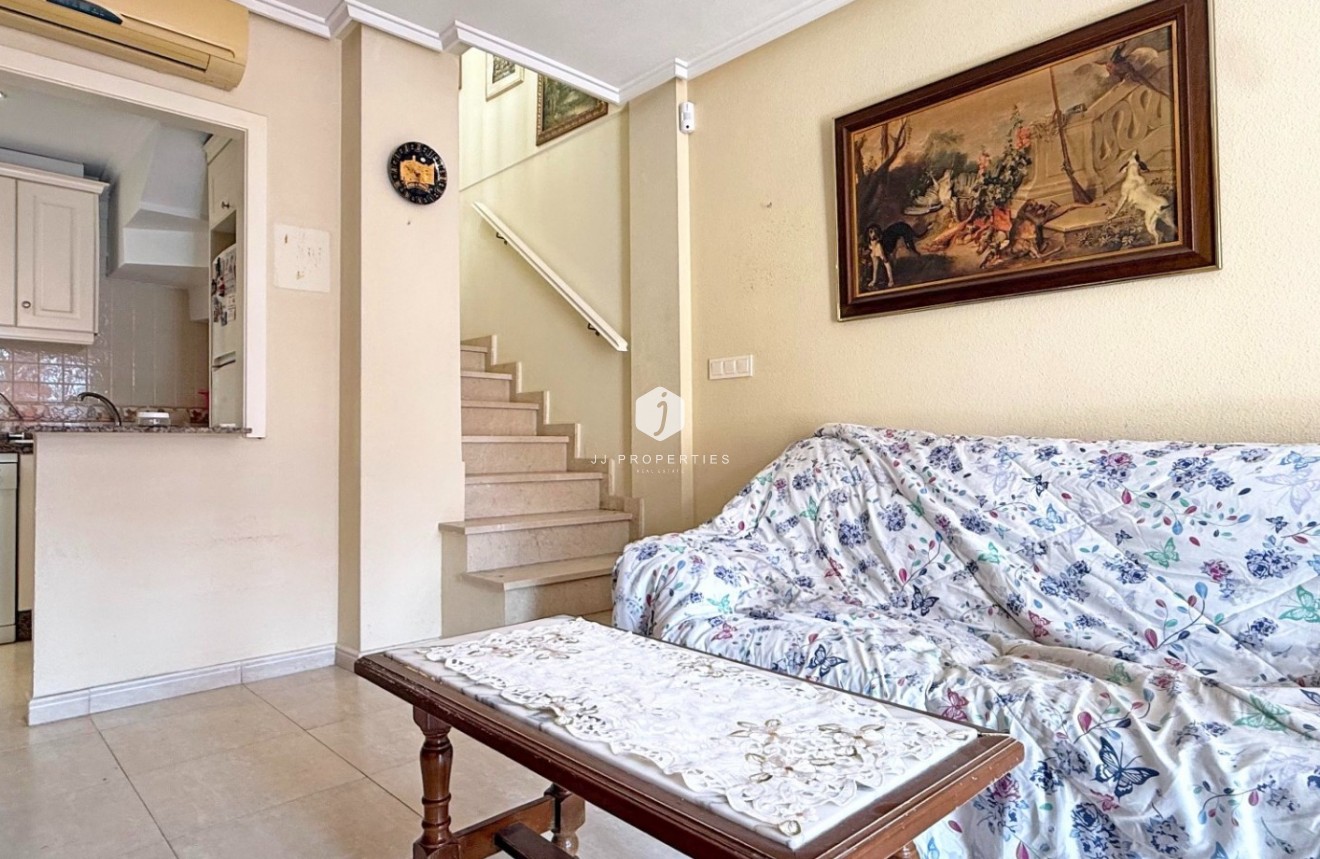 D'occasion - Chalet -
Torrevieja - Costa Blanca