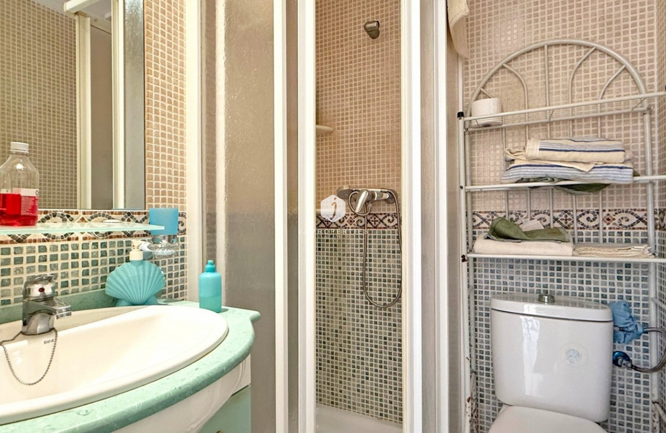 D'occasion - Chalet -
Torrevieja - Costa Blanca