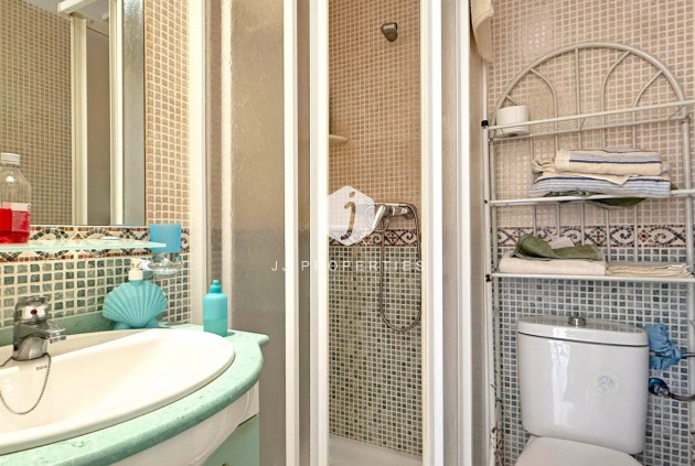 D'occasion - Chalet -
Torrevieja - Costa Blanca