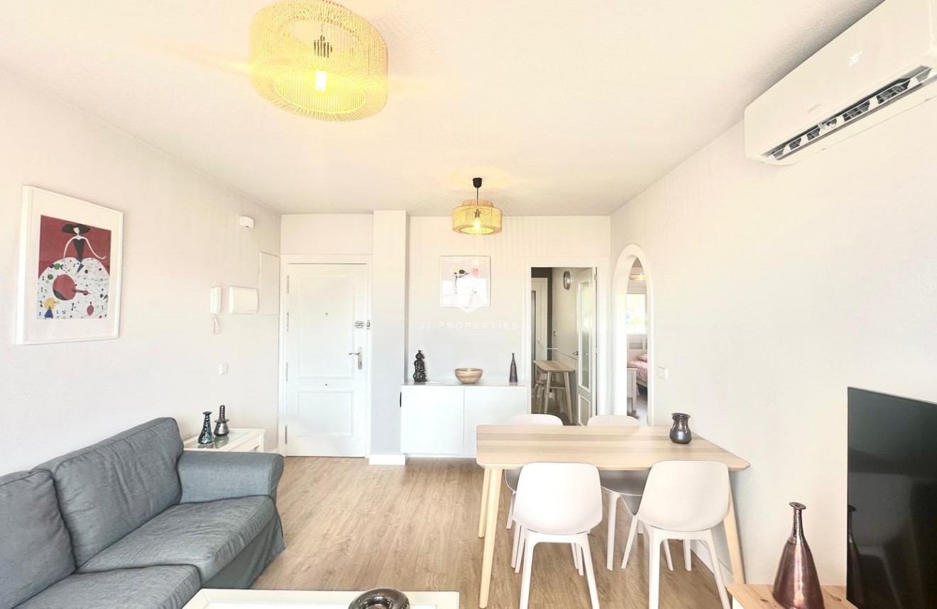 Tweedehands - Appartement / flat -
Orihuela Costa - Campoamor