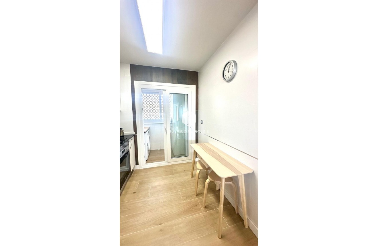 Tweedehands - Appartement / flat -
Orihuela Costa - Campoamor