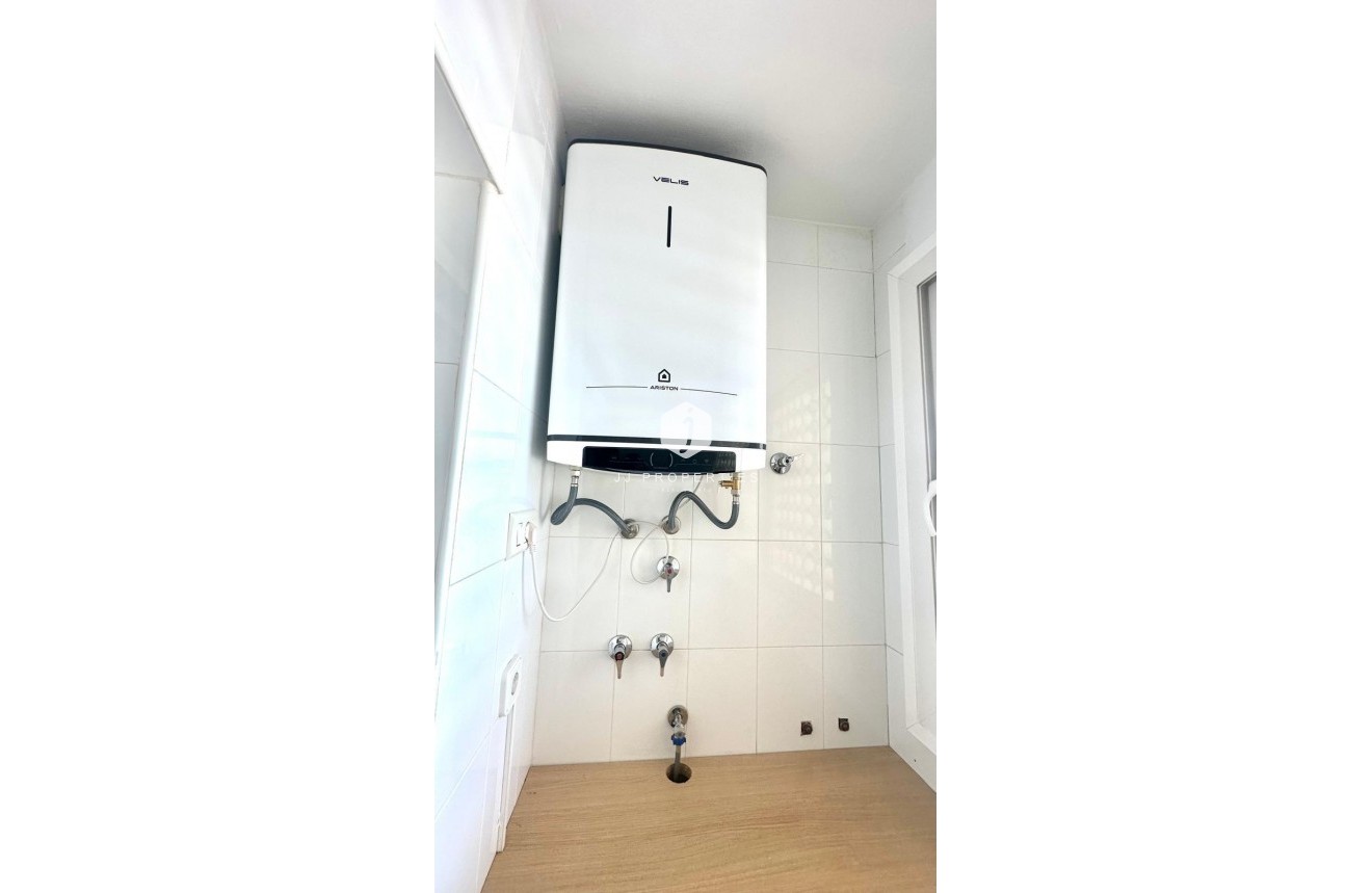 Tweedehands - Appartement / flat -
Orihuela Costa - Campoamor