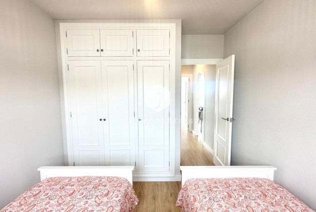 Tweedehands - Appartement / flat -
Orihuela Costa - Campoamor