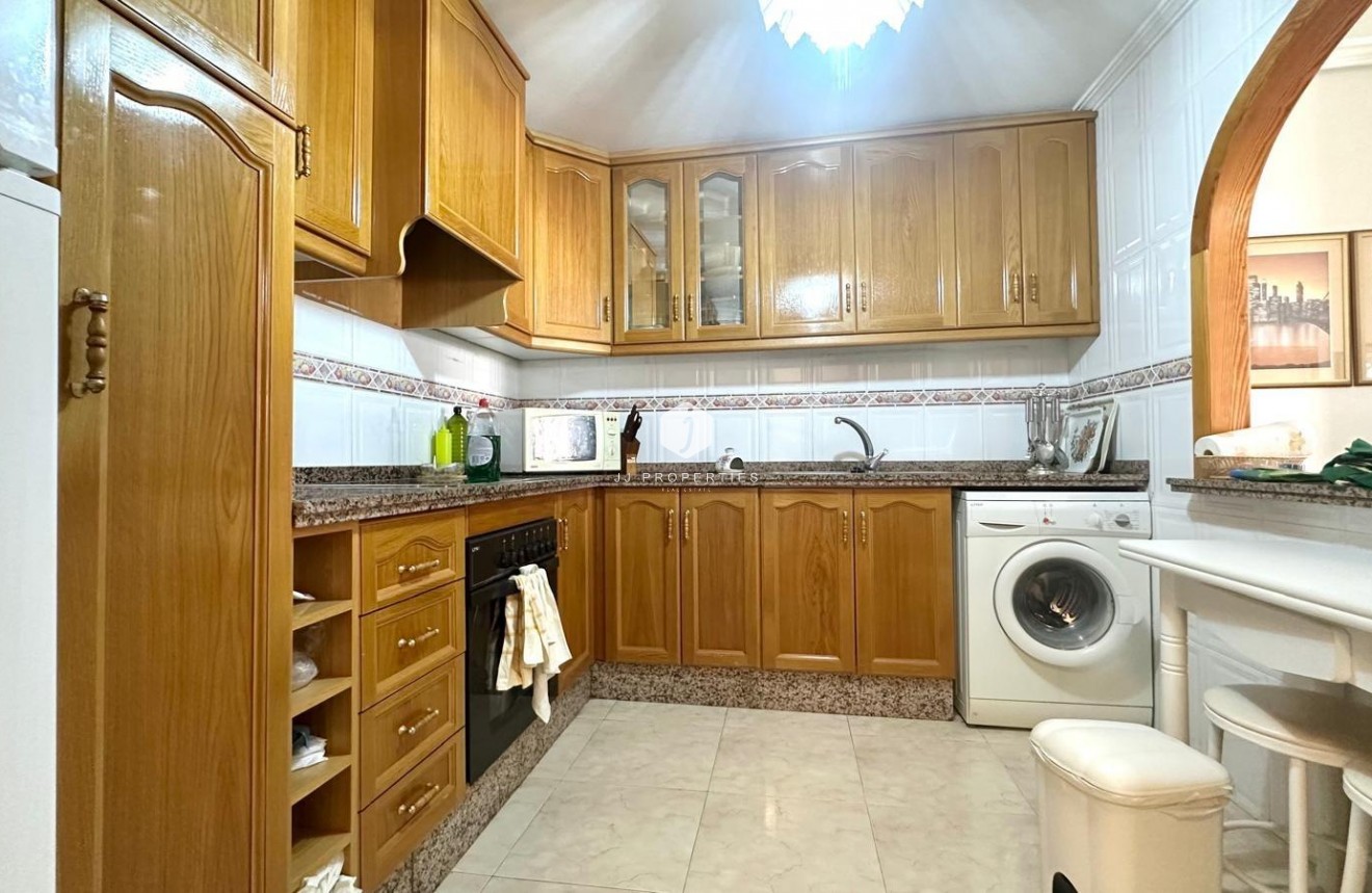 D'occasion - Attique -
Torrevieja - Centro