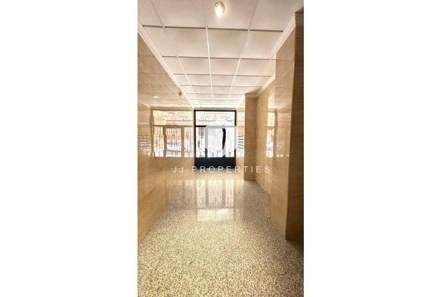 D'occasion - Attique -
Torrevieja - Centro