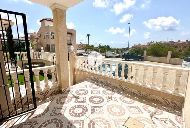 Segunda mano - Apartamento / piso -
Orihuela Costa - Playa Flamenca