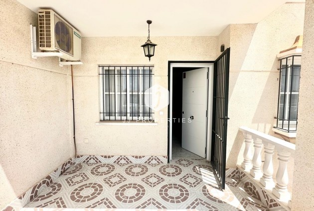 Segunda mano - Apartamento / piso -
Orihuela Costa - Playa Flamenca