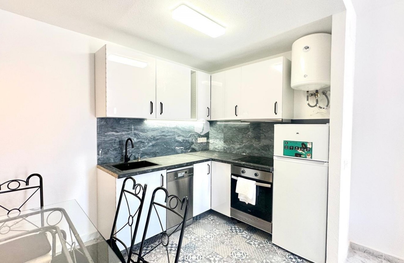 Segunda mano - Apartamento / piso -
Orihuela Costa - Playa Flamenca