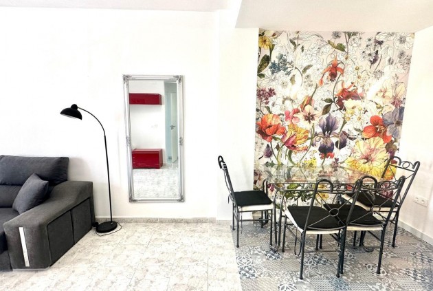 Segunda mano - Apartamento / piso -
Orihuela Costa - Playa Flamenca