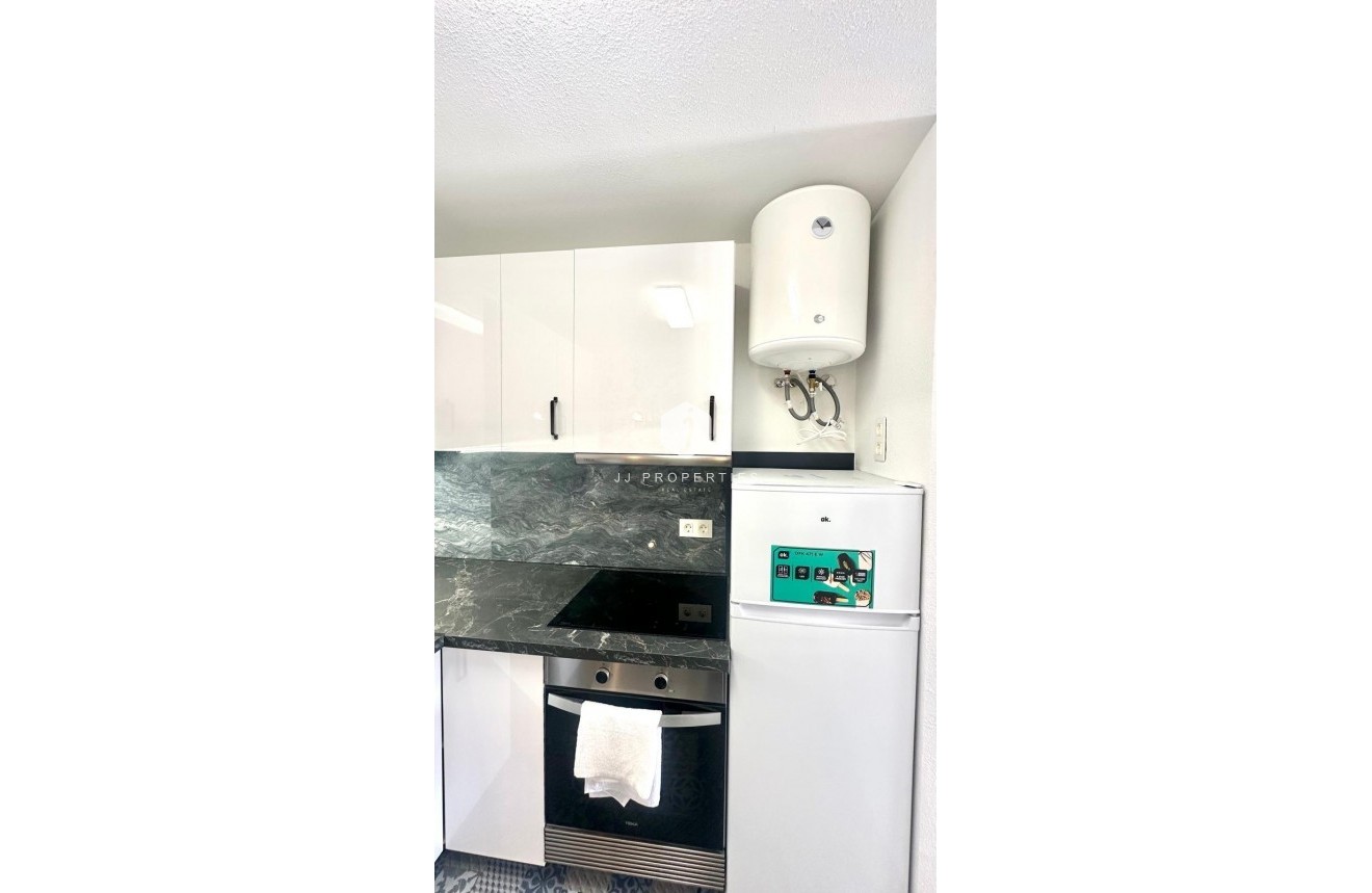 Segunda mano - Apartamento / piso -
Orihuela Costa - Playa Flamenca