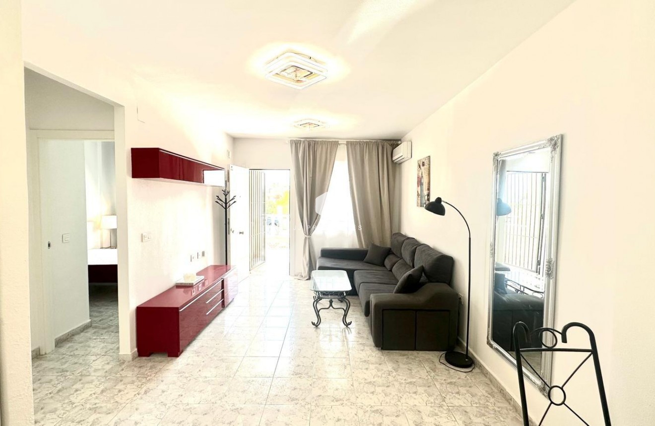 Segunda mano - Apartamento / piso -
Orihuela Costa - Playa Flamenca
