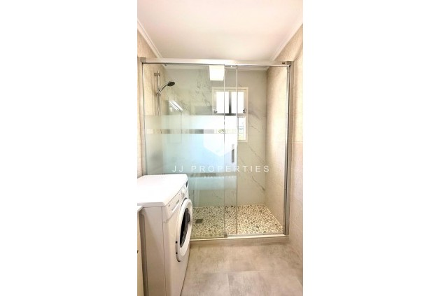 Segunda mano - Apartamento / piso -
Orihuela Costa - Playa Flamenca