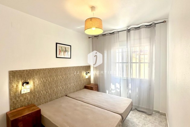 Segunda mano - Apartamento / piso -
Orihuela Costa - Playa Flamenca