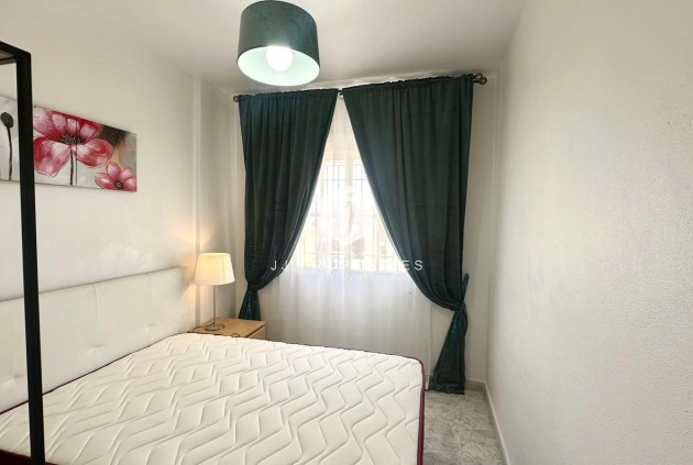 Segunda mano - Apartamento / piso -
Orihuela Costa - Playa Flamenca