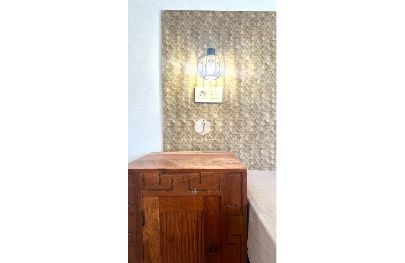 Segunda mano - Apartamento / piso -
Orihuela Costa - Playa Flamenca