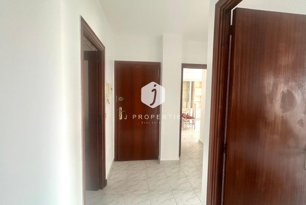 Segunda mano - Apartamento / piso -
Torrevieja - Estacion de autobuses