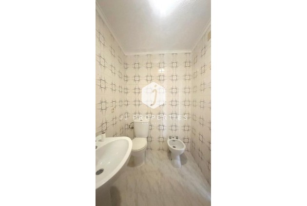 Segunda mano - Apartamento / piso -
Torrevieja - Estacion de autobuses