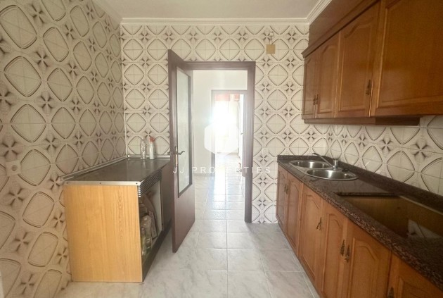 Segunda mano - Apartamento / piso -
Torrevieja - Estacion de autobuses