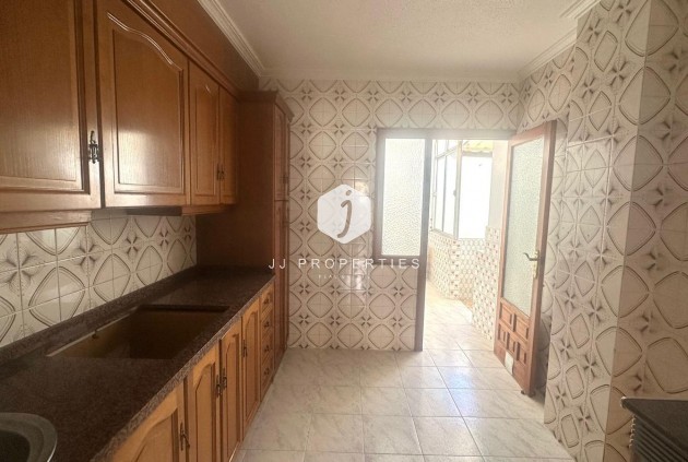 Segunda mano - Apartamento / piso -
Torrevieja - Estacion de autobuses