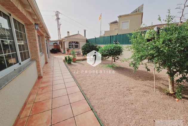 Segunda mano - Villa -
Torrevieja - La Siesta - El Salado - Torreta