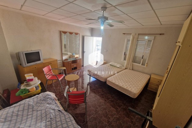 D'occasion - Chalet -
Torrevieja