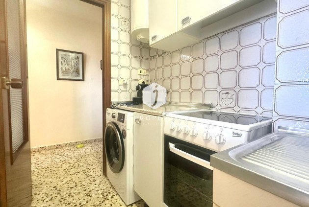 Segunda mano - Apartamento / piso -
Torrevieja - Punta prima
