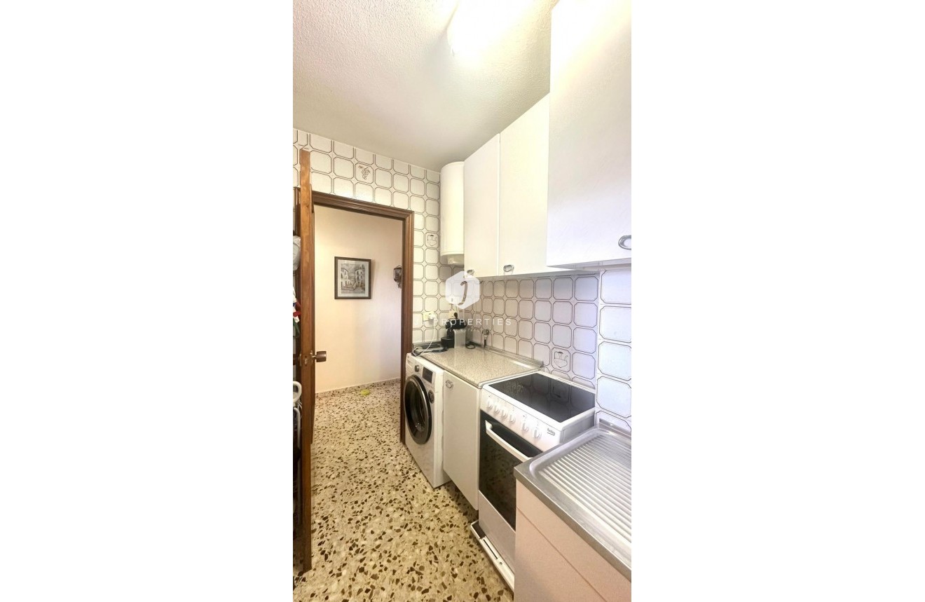 Segunda mano - Apartamento / piso -
Torrevieja - Punta prima