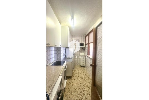 Segunda mano - Apartamento / piso -
Torrevieja - Punta prima