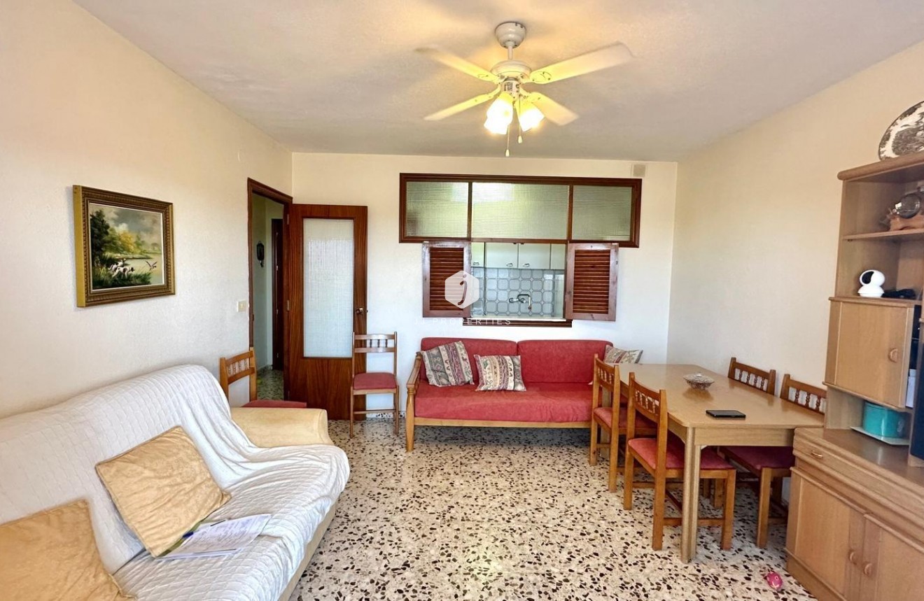 Segunda mano - Apartamento / piso -
Torrevieja - Punta prima