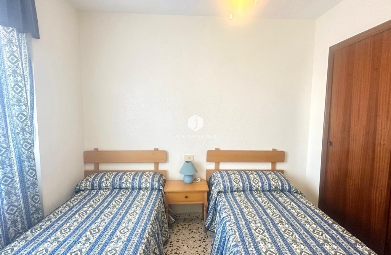 Segunda mano - Apartamento / piso -
Torrevieja - Punta prima