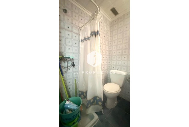 Segunda mano - Apartamento / piso -
Torrevieja - Punta prima