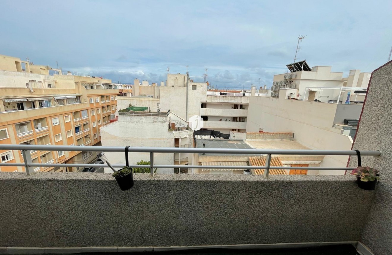 Segunda mano - Ático -
Torrevieja - Centro