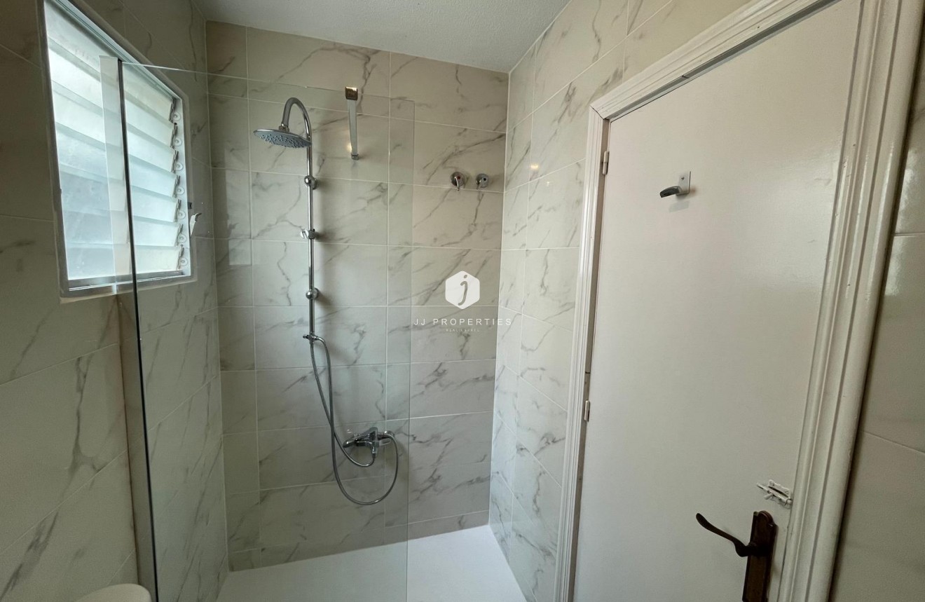 Segunda mano - Ático -
Torrevieja - Centro