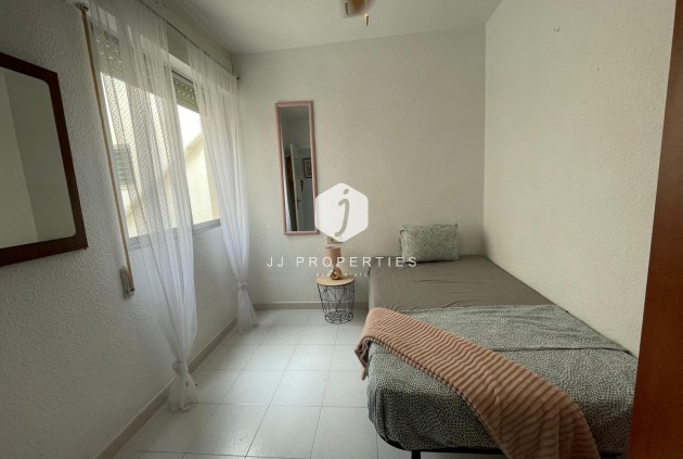 Segunda mano - Ático -
Torrevieja - Centro