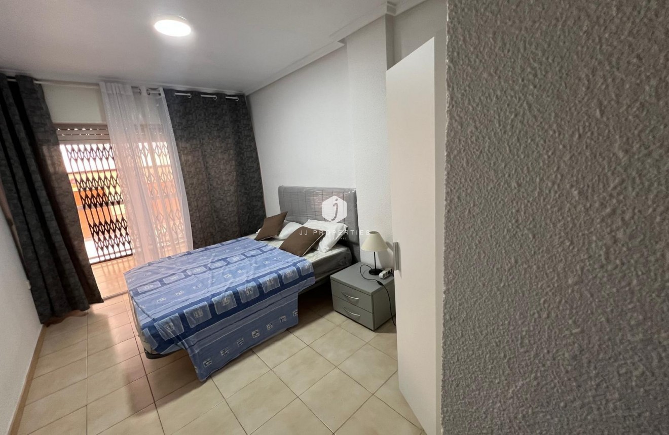 Segunda mano - Apartamento / piso -
Torrevieja - Playa del Cura