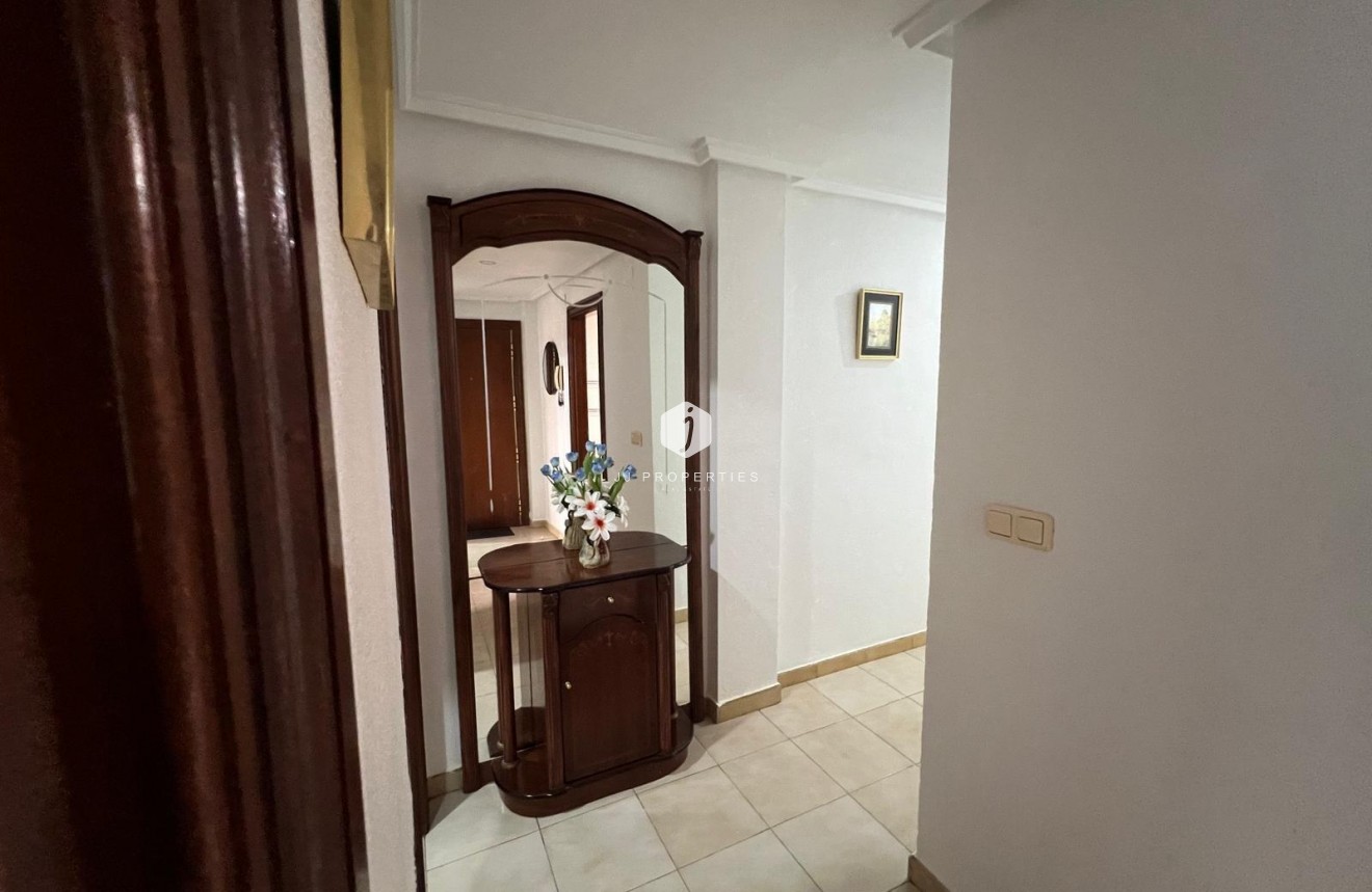 Segunda mano - Apartamento / piso -
Torrevieja - Playa del Cura