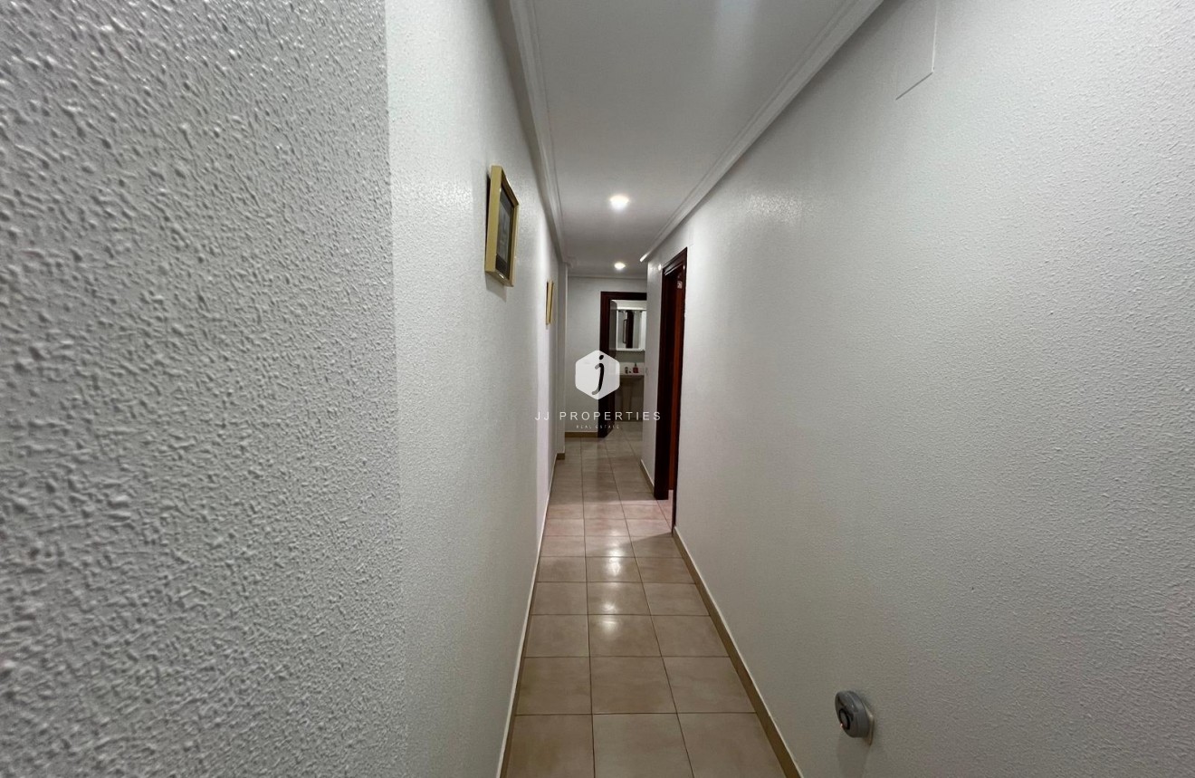 Segunda mano - Apartamento / piso -
Torrevieja - Playa del Cura