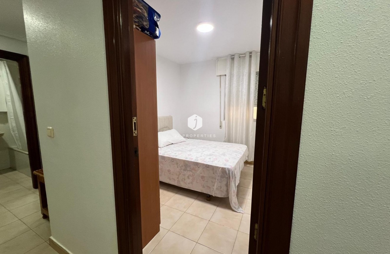 Segunda mano - Apartamento / piso -
Torrevieja - Playa del Cura