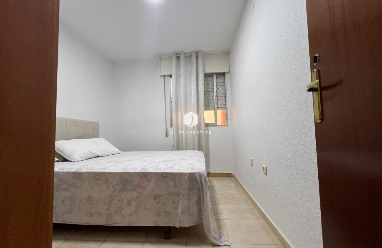 Segunda mano - Apartamento / piso -
Torrevieja - Playa del Cura
