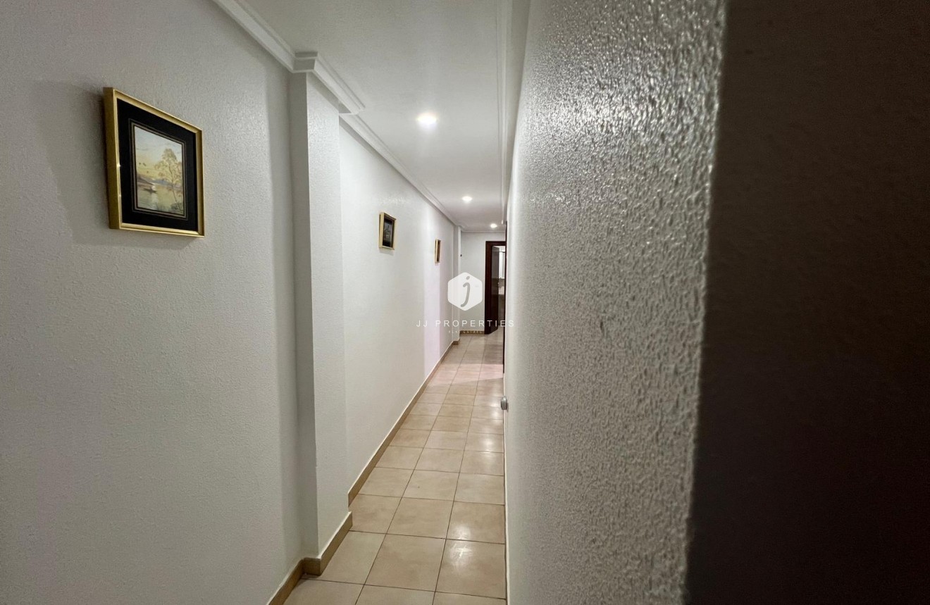 Segunda mano - Apartamento / piso -
Torrevieja - Playa del Cura