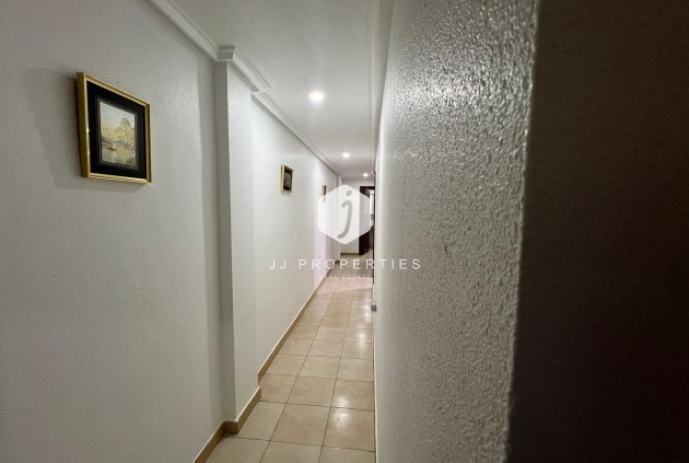 Segunda mano - Apartamento / piso -
Torrevieja - Playa del Cura