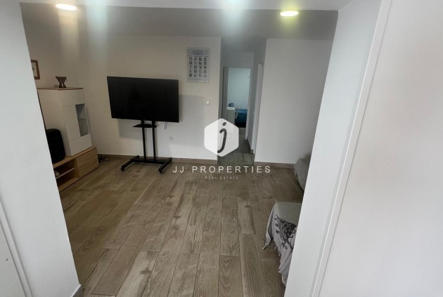 Segunda mano - Bungalow -
Torrevieja - La Siesta - El Salado - Torreta