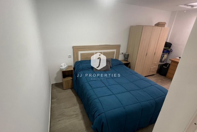 Segunda mano - Bungalow -
Torrevieja - La Siesta - El Salado - Torreta