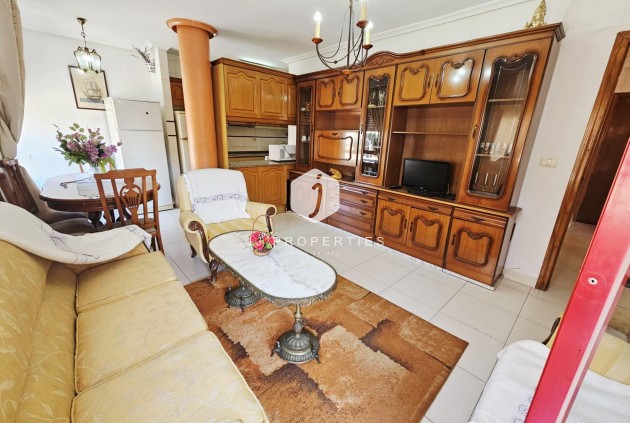 Segunda mano - Apartamento / piso -
Guardamar del Segura - Pueblo