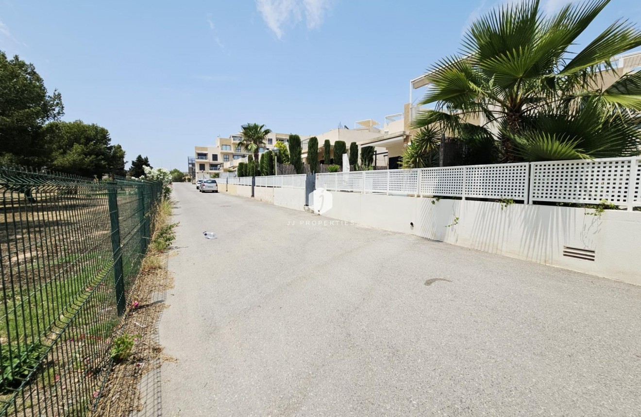 D'occasion - Villa -
Orihuela Costa - La Regia