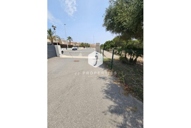 D'occasion - Villa -
Orihuela Costa - La Regia