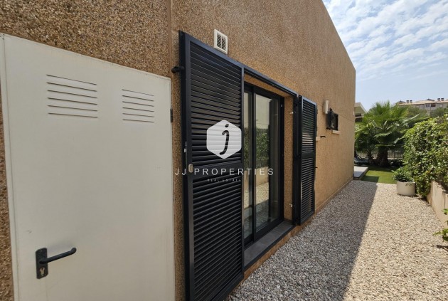 D'occasion - Villa -
Orihuela Costa - La Regia