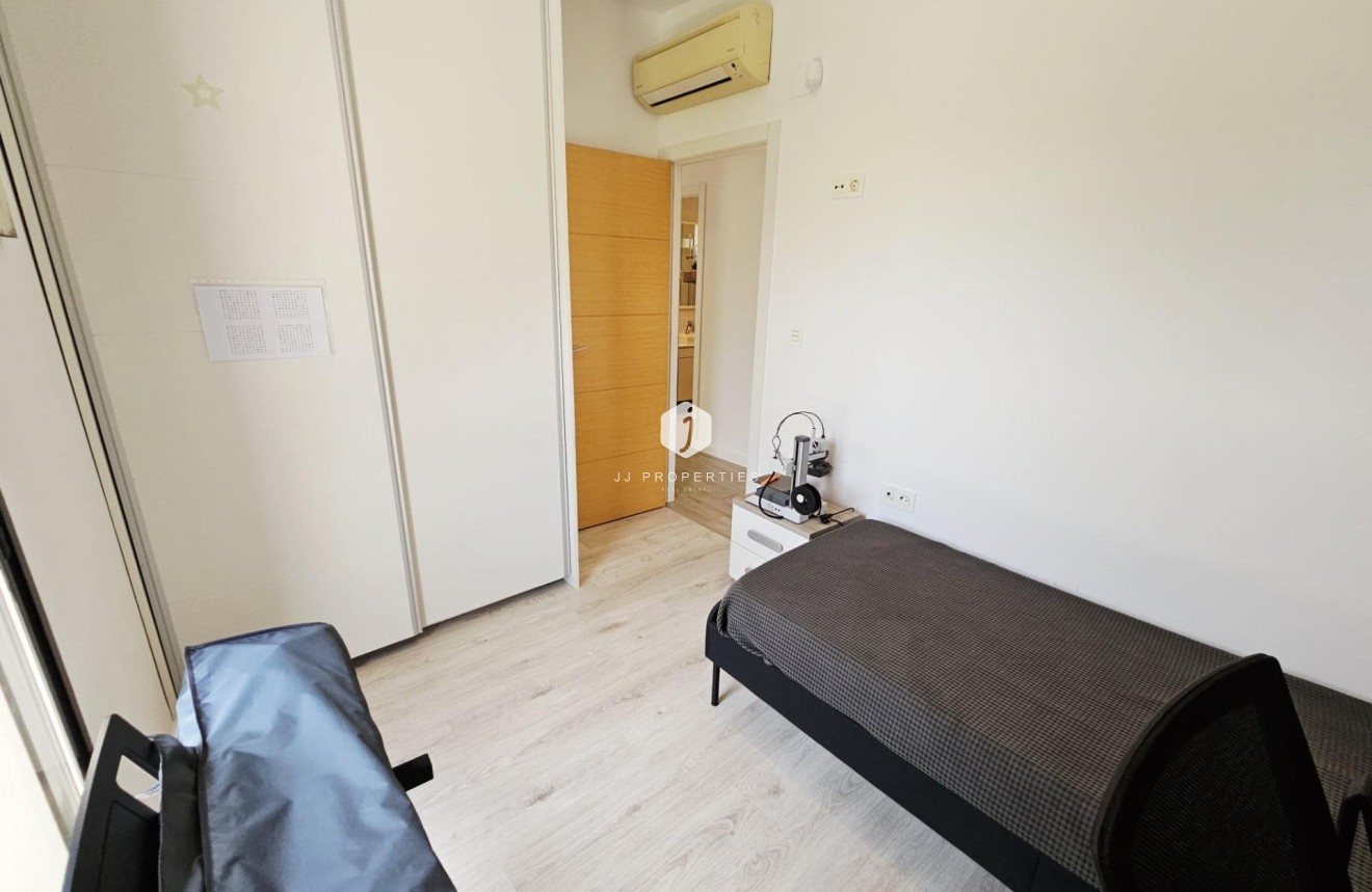 D'occasion - Villa -
Orihuela Costa - La Regia