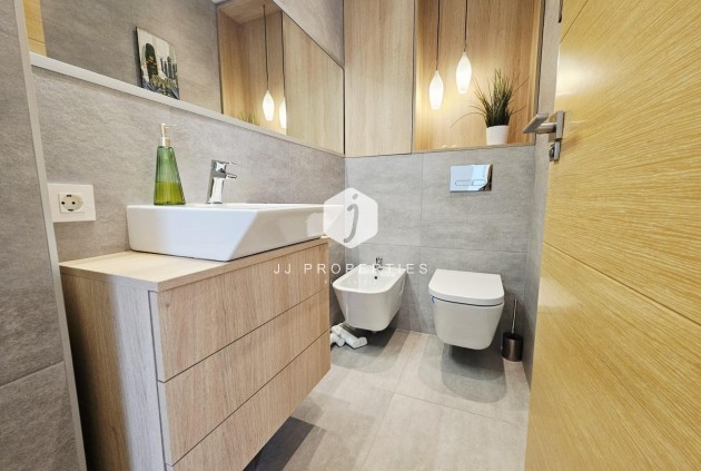 D'occasion - Villa -
Orihuela Costa - La Regia